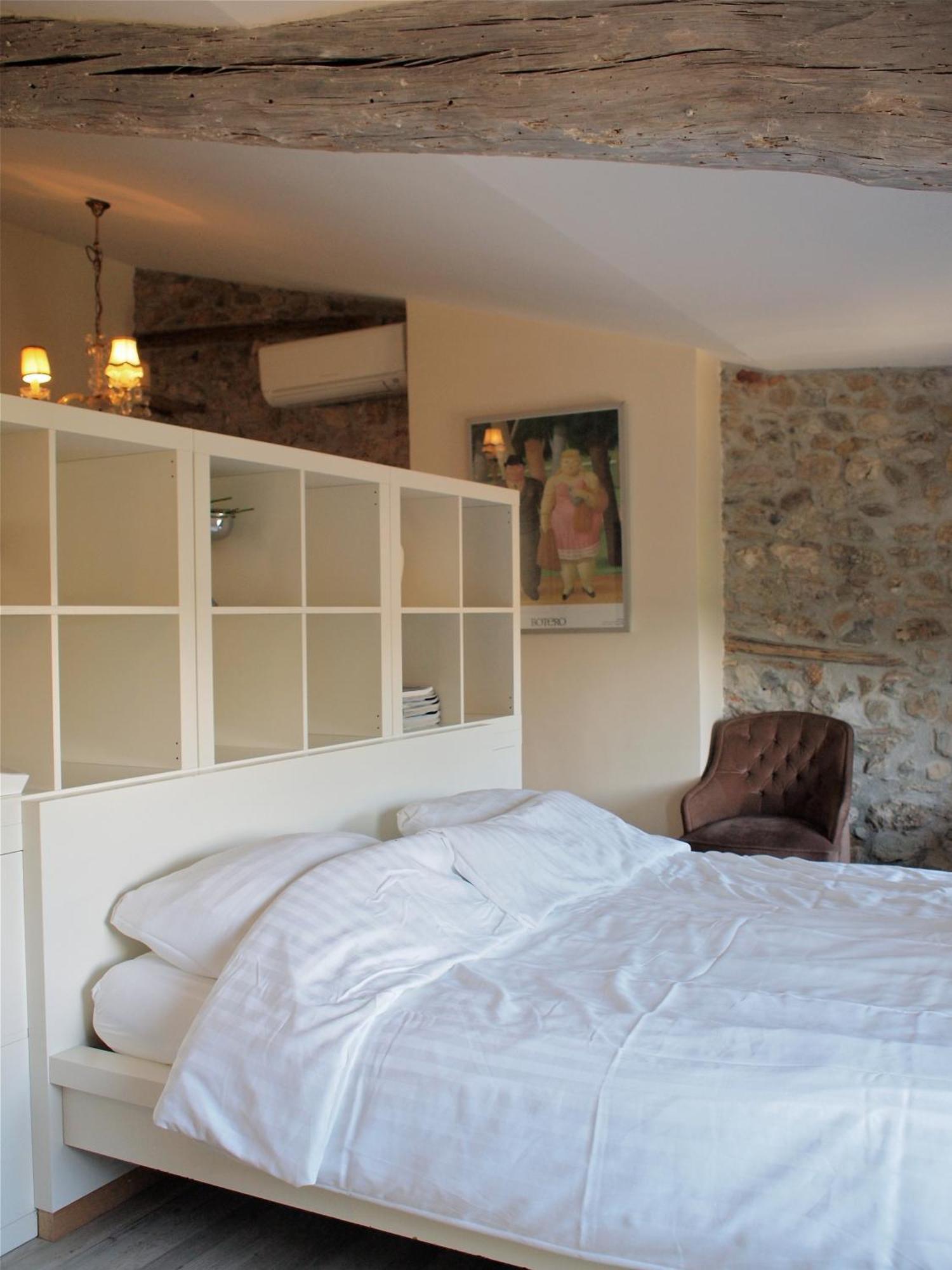 Hotel Domaine Des Agnelles Villedaigne Habitación foto